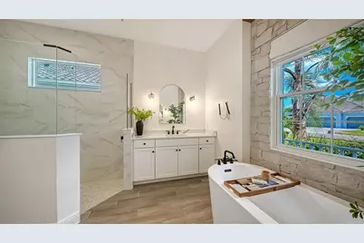 10317 Canaveral Circle, Sarasota, FL 34241 - Photo 27