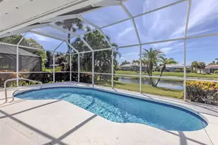 915 Ball Dr, Nokomis, FL 34275 - Photo 5
