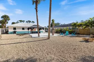 842 Guild Dr, Venice, FL 34285 - Photo 29