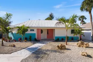 842 Guild Dr, Venice, FL 34285 - Photo 1