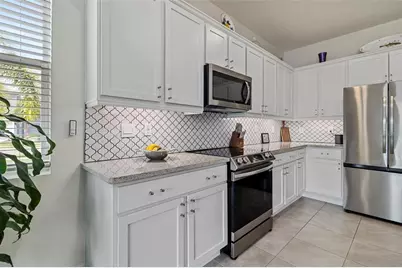8915 Milestone Drive, Sarasota, FL 34238 - Photo 5
