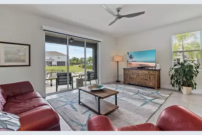 8915 Milestone Drive, Sarasota, FL 34238 - Photo 9