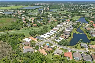 143 Wayforest Dr, Venice, FL 34292 - Photo 3