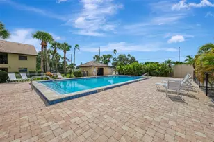 375 3 Lakes Ln, Venice, FL 34285 - Photo 33