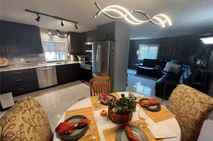 408 S Cervina Dr S, Venice, FL 34285 - Photo 11