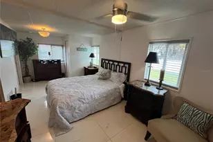 408 S Cervina Dr S, Venice, FL 34285 - Photo 25