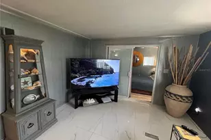 408 S Cervina Dr S, Venice, FL 34285 - Photo 15