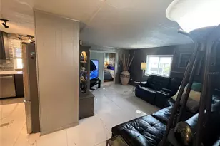 408 S Cervina Dr S, Venice, FL 34285 - Photo 21