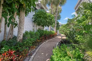 1555 Tarpon Center Dr, Venice, FL 34285 - Photo 7