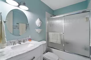 1708 Lakeside Dr, Venice, FL 34293 - Photo 13
