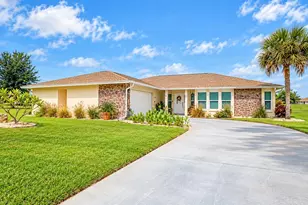114 Caddy Rd, Rotonda West, FL 33947 - Photo 1