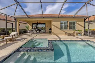 10422 Medjool Dr, Venice, FL 34293 - Photo 13
