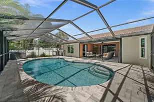 7520 Curtiss Ave, Sarasota, FL 34231 - Photo 3