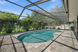 7520 Curtiss Ave, Sarasota, FL 34231 - Photo 33