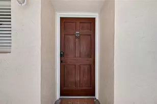 995 La Guna Dr, Venice, FL 34285 - Photo 5