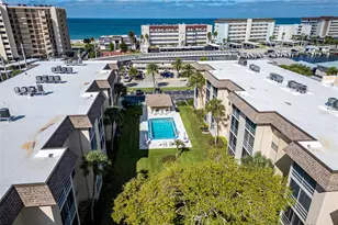 995 La Guna Dr, Venice, FL 34285 - Photo 3