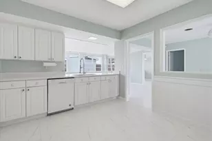 1797 Pomelo Dr, Venice, FL 34293 - Photo 9