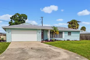 1797 Pomelo Dr, Venice, FL 34293 - Photo 1