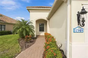 11548 Okaloosa Dr W, Venice, FL 34293 - Photo 5