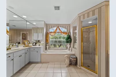 546 Laurel Cherry Lane, Venice, FL 34293 - Photo 29