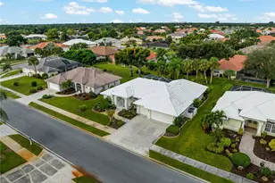 546 Laurel Cherry Ln, Venice, FL 34293 - Photo 15