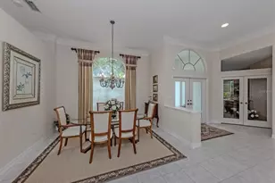 2009 Tocobaga Ln, Nokomis, FL 34275 - Photo 3