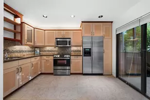 1657 Brookhouse Cir, Sarasota, FL 34231 - Photo 5