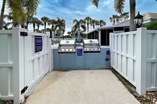 435 Cerromar Ln, Venice, FL 34293 - Photo 67