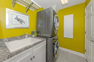 565 Fallbrook Dr, Venice, FL 34292 - Photo 29