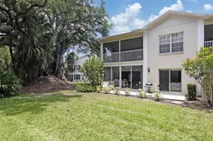 316 Clearbrook Cir, Venice, FL 34292 - Photo 3