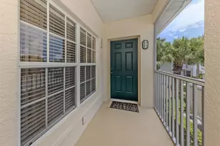 316 Clearbrook Cir, Venice, FL 34292 - Photo 5