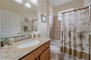 11998 Tempest Harbor Loop, Venice, FL 34292 - Photo 15