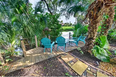 836 Connemara Circle, Venice, FL 34292 - Photo 17
