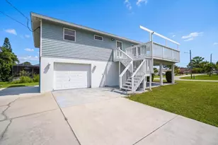 4104 Strombus Rd, Venice, FL 34293 - Photo 5
