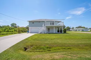 4104 Strombus Rd, Venice, FL 34293 - Photo 7