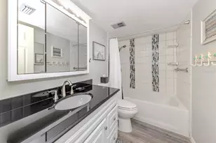 1555 Tarpon Center Dr, Venice, FL 34285 - Photo 21