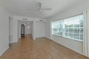 700 Gardens Edge Dr, Venice, FL 34285 - Photo 3
