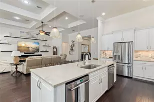 16293 Camden Lakes Cir, Naples, FL 34110 - Photo 7