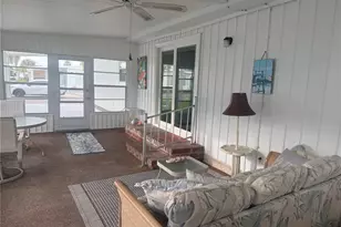651 Iris Dr, Venice, FL 34293 - Photo 3