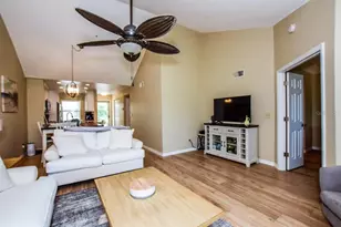 433 Cerromar Ln, Venice, FL 34293 - Photo 5