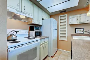 238 Tampa Ave W, Venice, FL 34285 - Photo 13