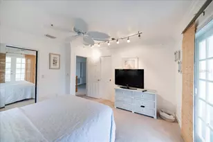 1775 Scenic Dr, Venice, FL 34293 - Photo 31