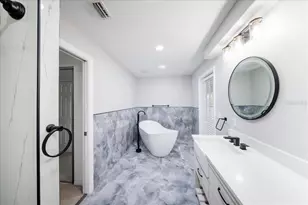 1775 Scenic Dr, Venice, FL 34293 - Photo 27