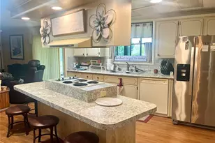 312 Mariner Dr, North Port, FL 34287 - Photo 9