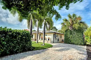 800 Osprey St, Venice, FL 34285 - Photo 53