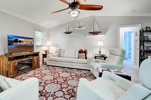 800 Osprey St, Venice, FL 34285 - Photo 25