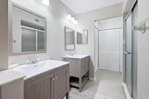 427 Cerromar Ln, Venice, FL 34293 - Photo 27