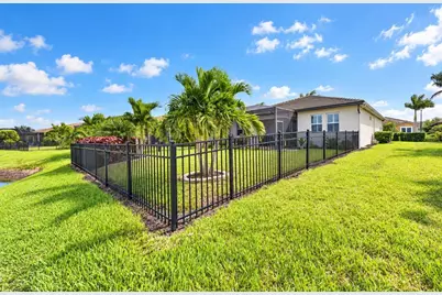 11802 Sistine Lane, Venice, FL 34293 - Photo 41