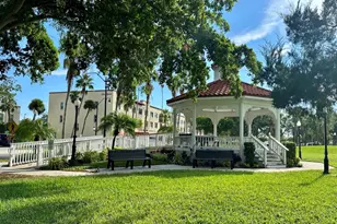 512 W Venice Ave, Venice, FL 34285 - Photo 47