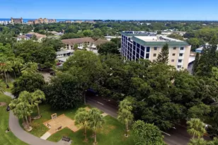 512 W Venice Ave, Venice, FL 34285 - Photo 3